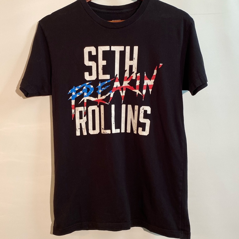 WWE - Seth Freakin Rollins T-Shirt. Size S